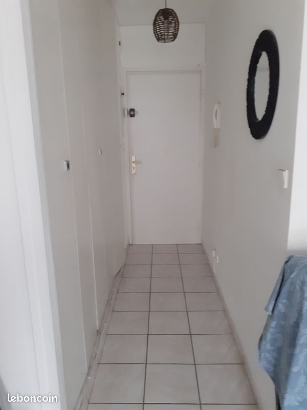 Appartement à louer, 29m², Marseille 1er