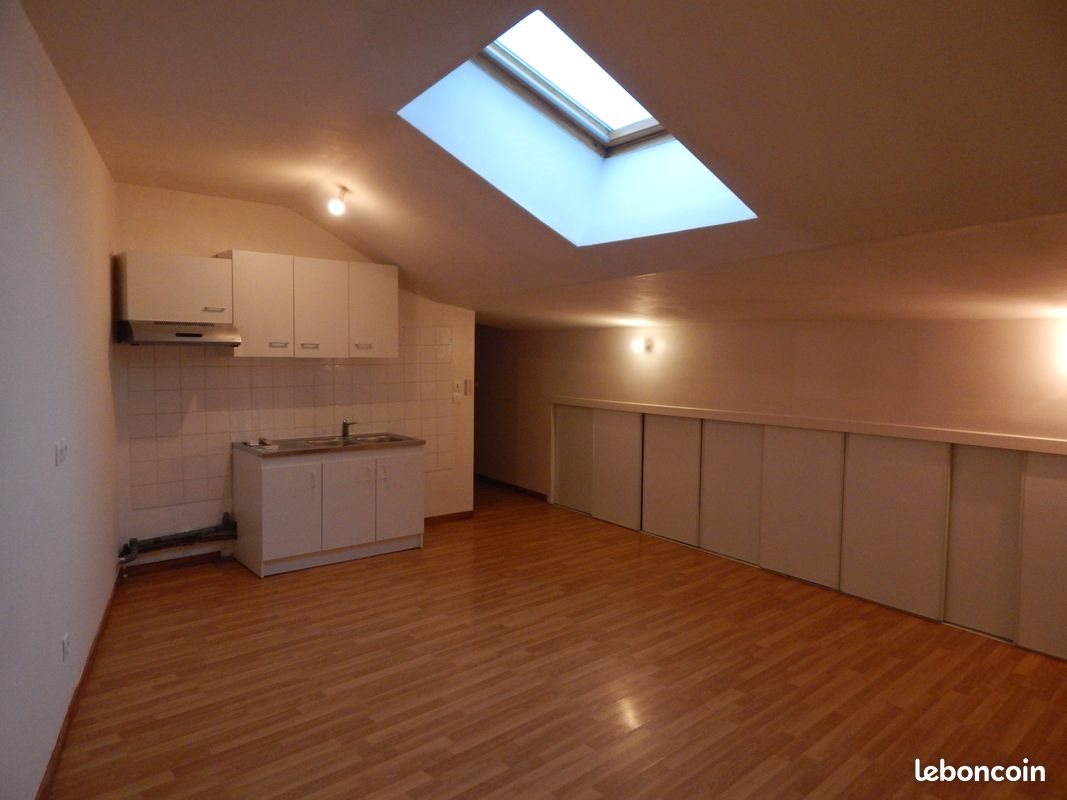 Appartement à louer, 45m², Neuville-sur-Ain