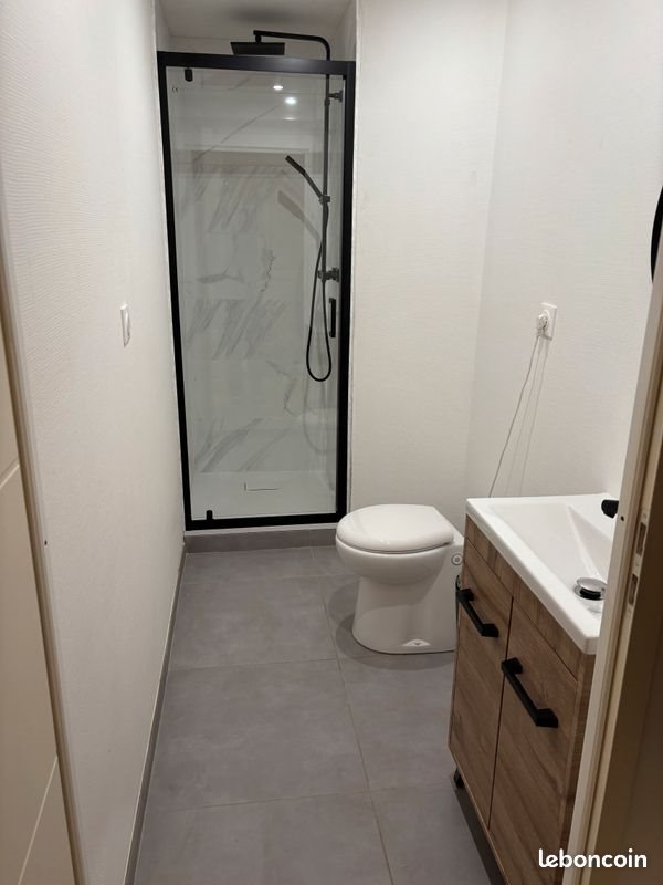 Appartement à louer, 30m², Wassy