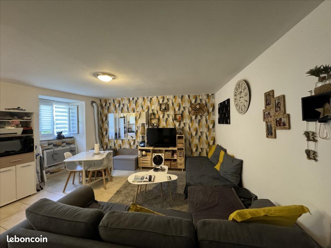 Appartement à louer, 35m², Saint-Paul-Trois-Châteaux