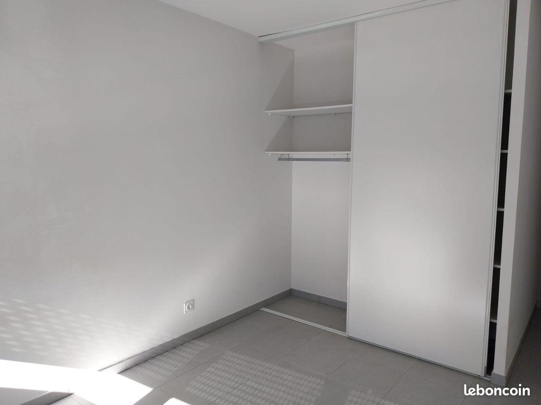 Appartement à louer, 51m², Nîmes