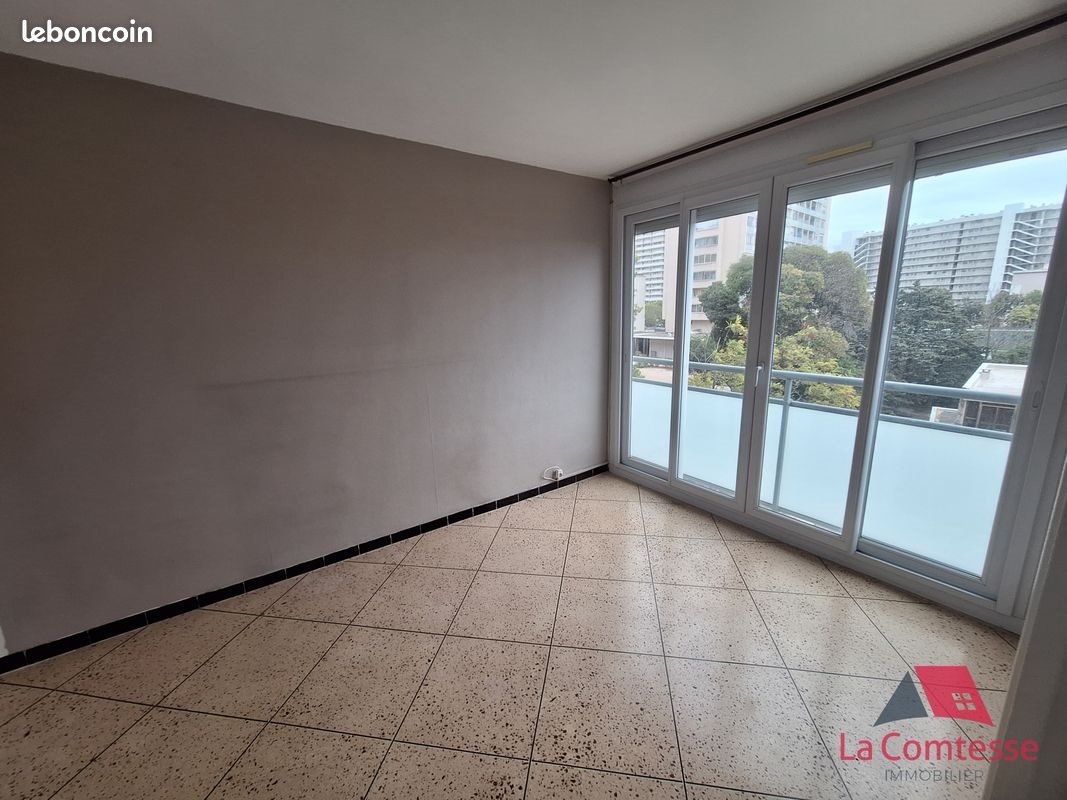Appartement à louer, 58m², Marseille 9ème