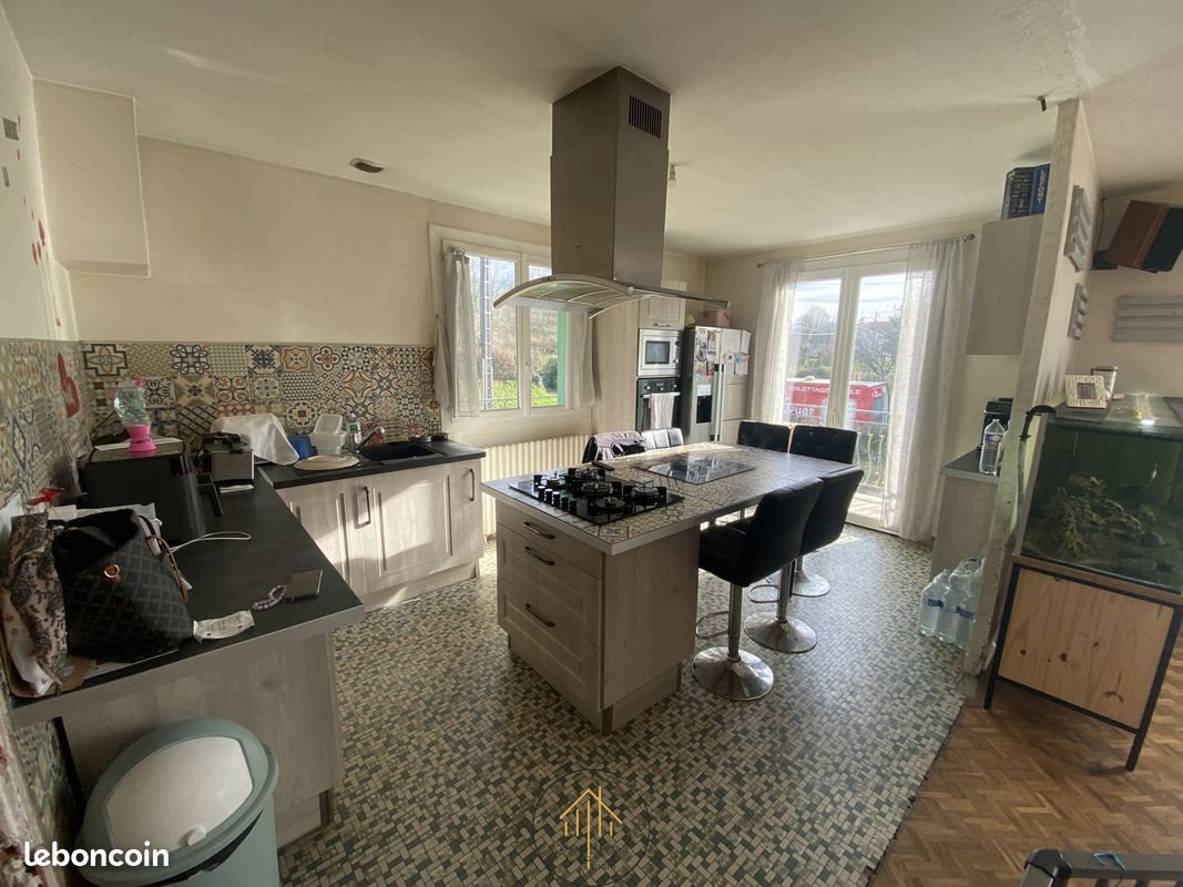 Maison à vendre, 122m², Chalais