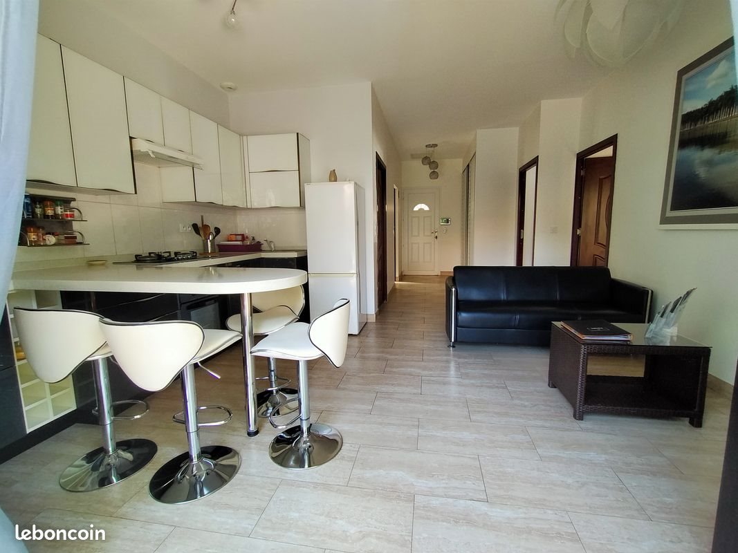 Maison à louer, 65m², Montauroux