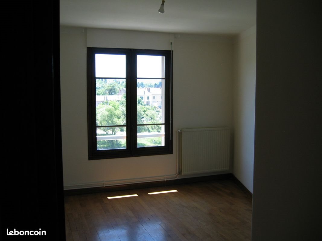 Appartement à louer, 95m², Crest