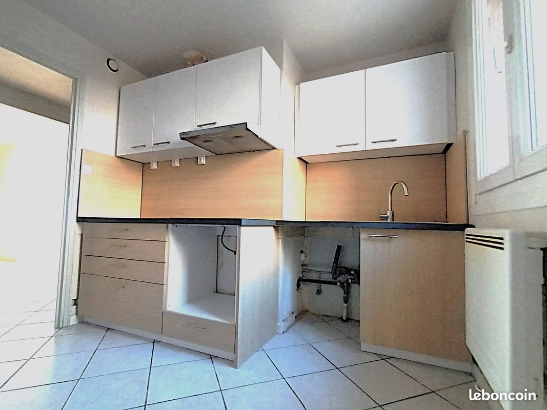 Appartement à louer, 52m², Pont-de-Chéruy