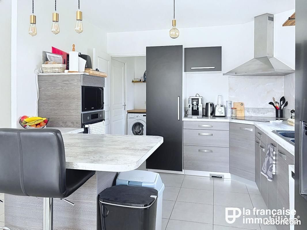 Maison à louer, 141m², Montfort-sur-Meu