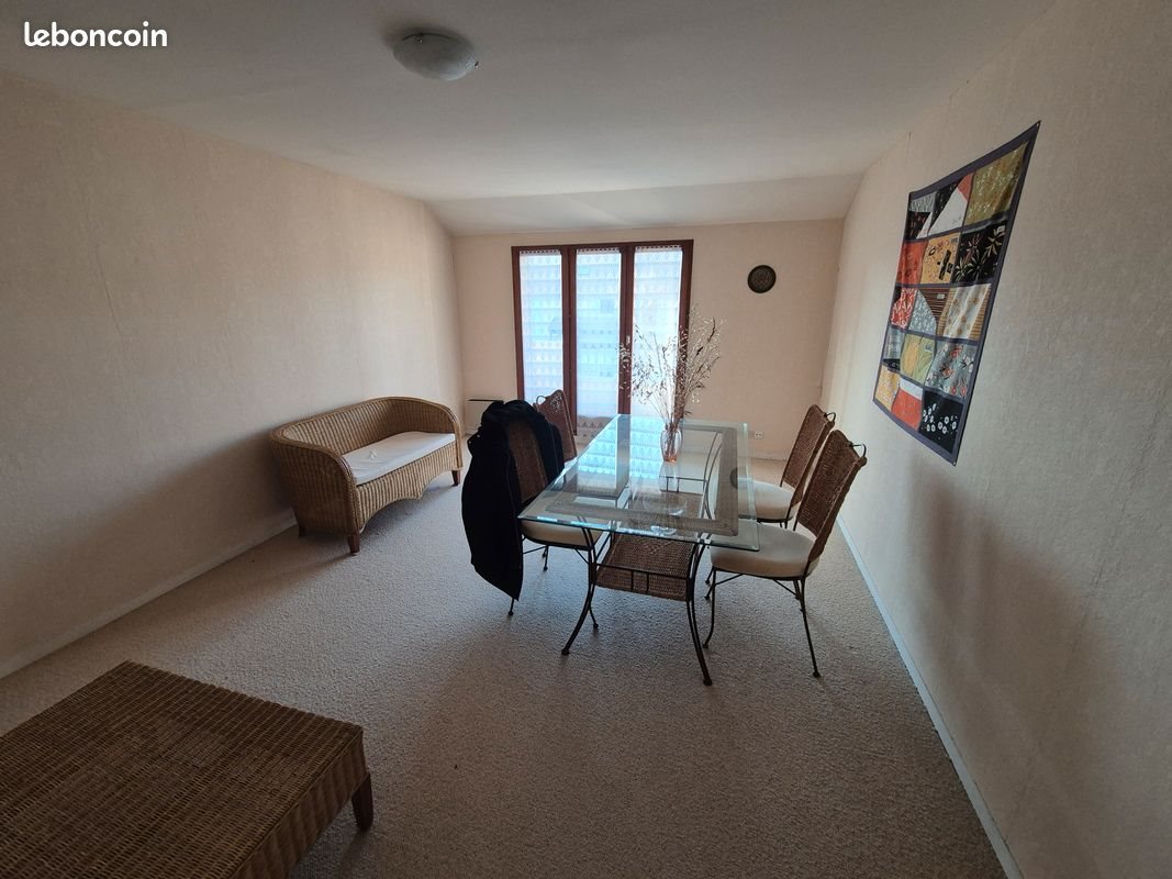 Appartement à vendre, 66m², Buc