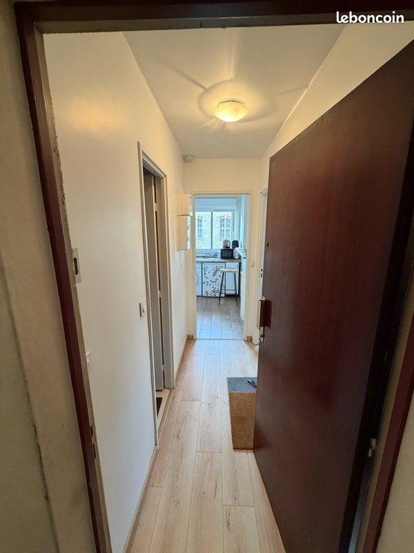 Appartement à louer, 24m², Paris 18ème