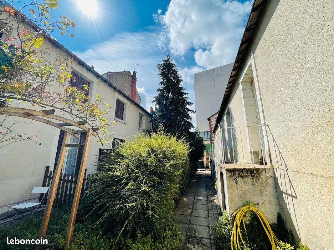 Appartement à vendre, 331m², Tours