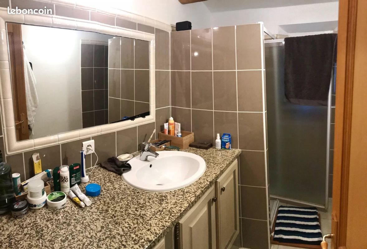 Appartement à louer, 74m², Venelles