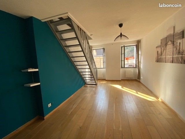 Appartement à louer, 66m², Salins-les-Bains