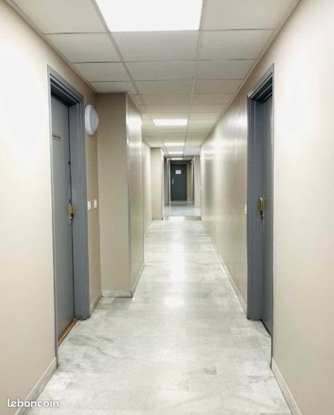 Appartement à louer, 26m², Marseille 8ème