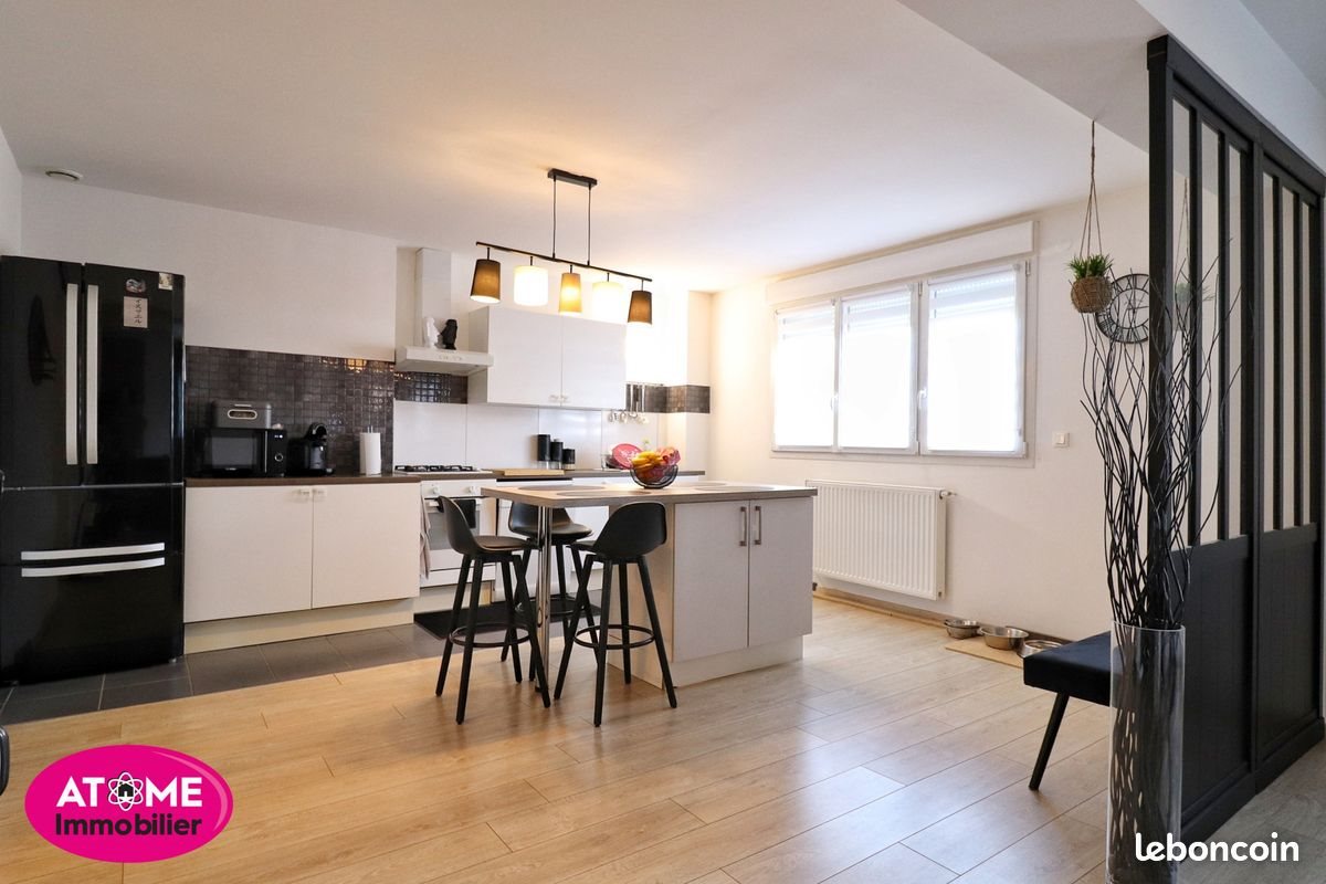 Appartement à vendre, 197m², Homécourt