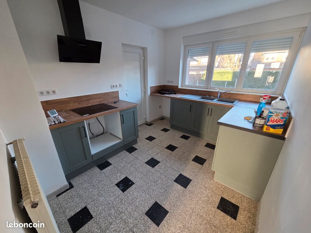 Maison à louer, 76m², Petite-Forêt