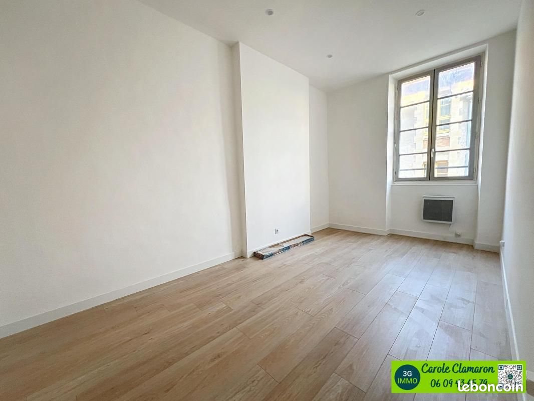Appartement à louer, 51m², Nîmes