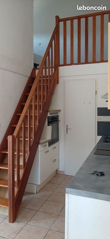 Maison à louer, 37m², Eyguières