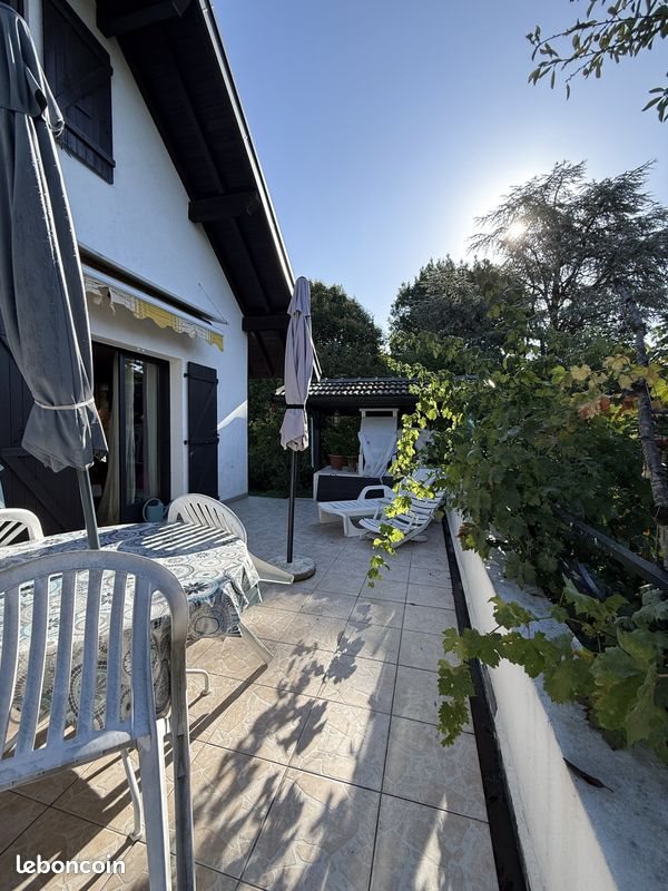 Maison à vendre, 163m², Vétraz-Monthoux