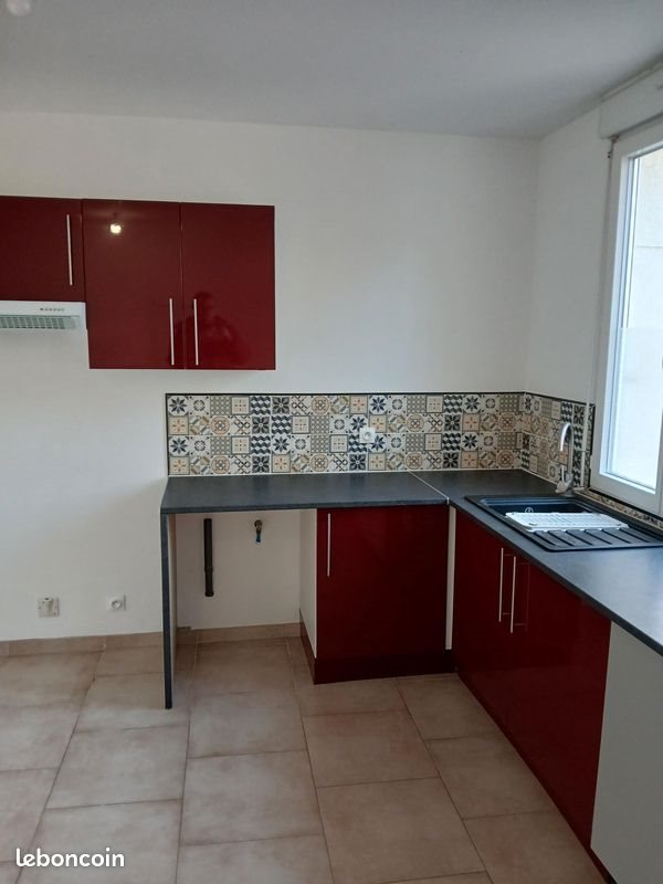 Maison à louer, 58m², Charmes