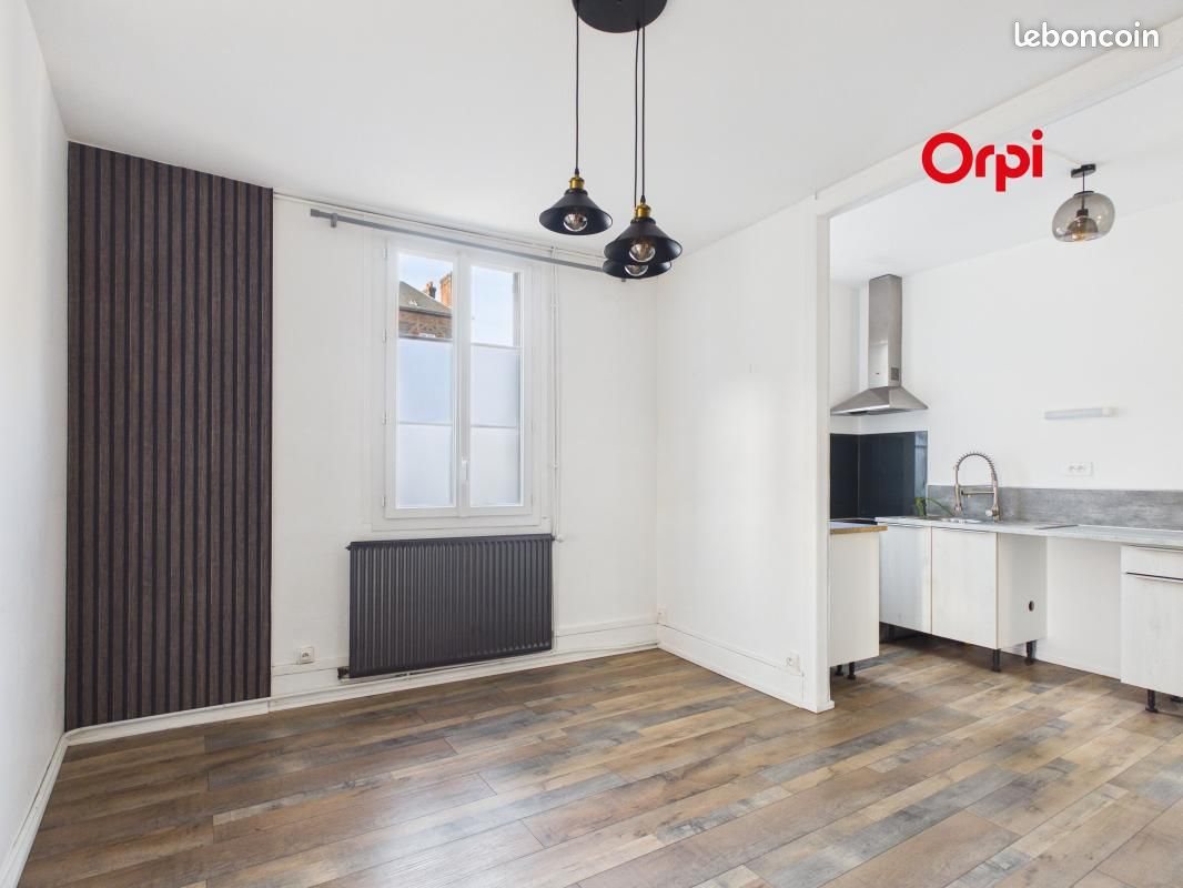 Maison à louer, 74m², Bernay