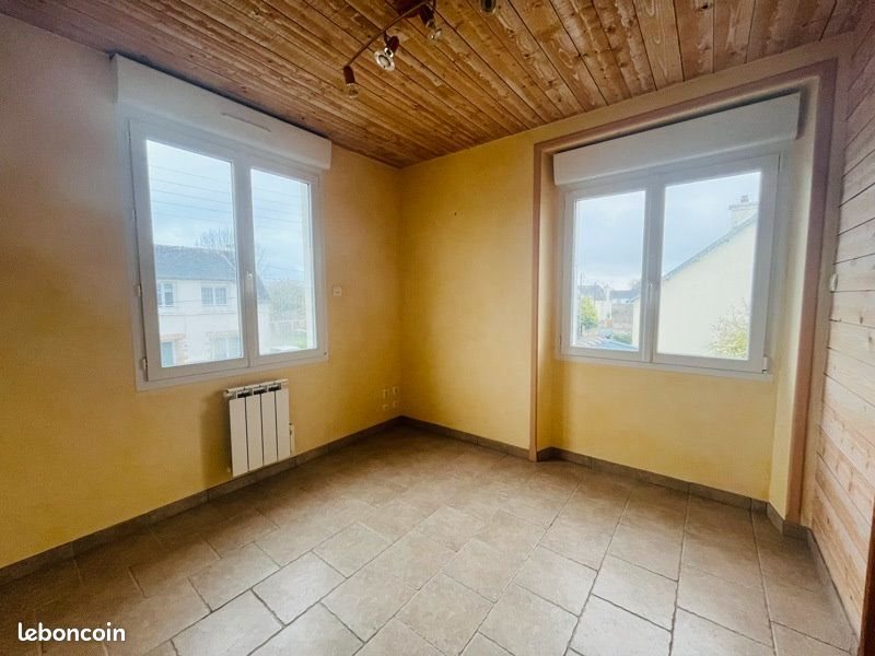 Maison à louer, 87m², Châteauneuf-du-Faou