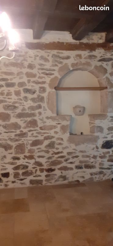 Maison à louer, 70m², Laval-de-Cère