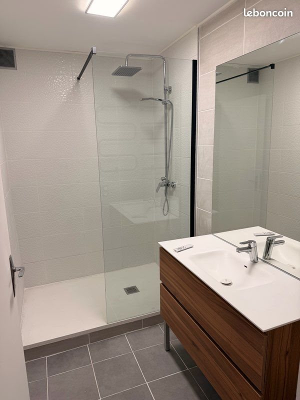 Appartement à louer, 70m², Castellane