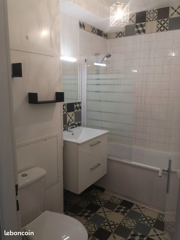 Appartement à louer, 25m², Niort