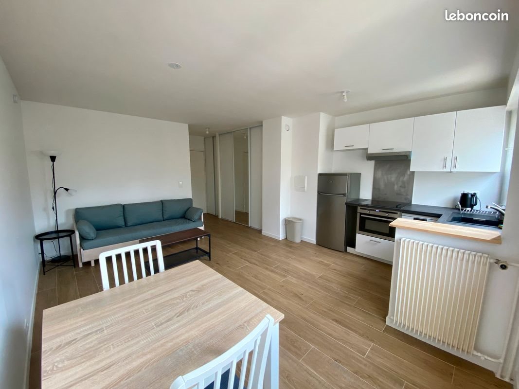 Appartement à louer, 27m², Viroflay