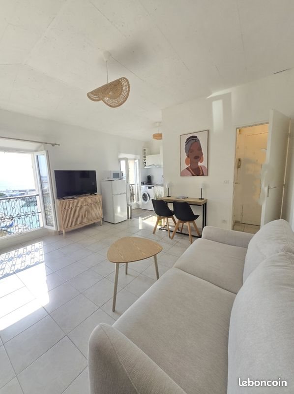 Appartement à louer, 21m², Vallauris