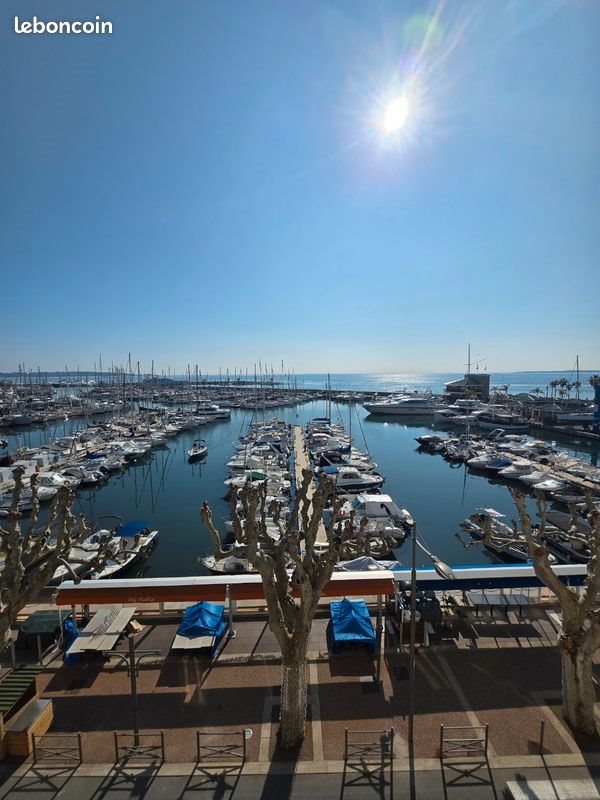 Appartement à louer, 21m², Vallauris