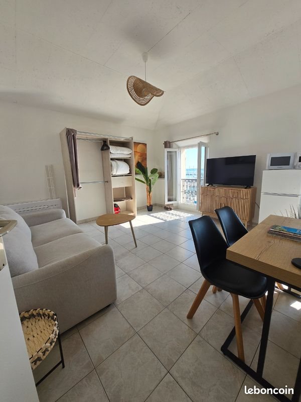 Appartement à louer, 21m², Vallauris