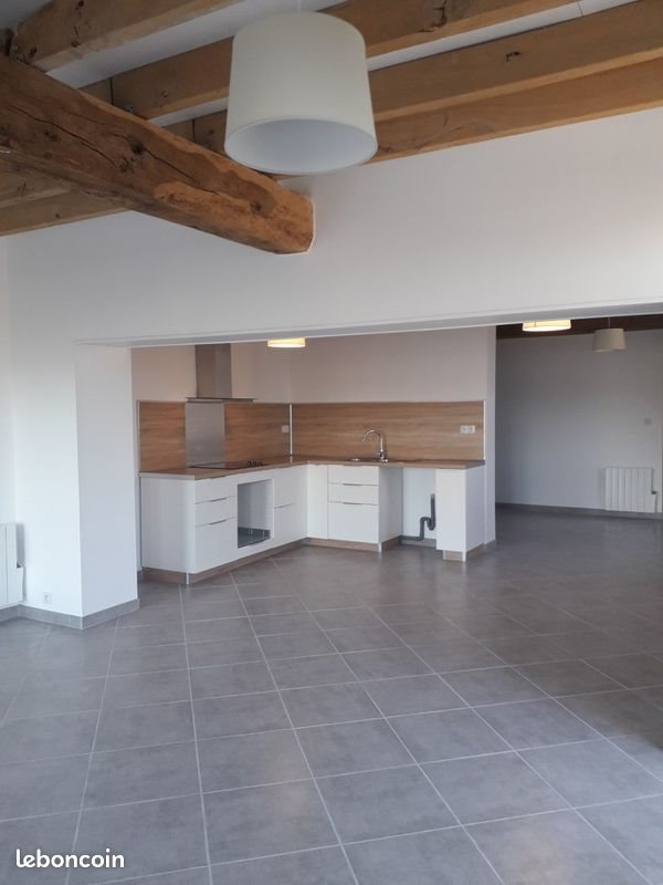 Maison à louer, 108m², Oussoy-en-Gâtinais