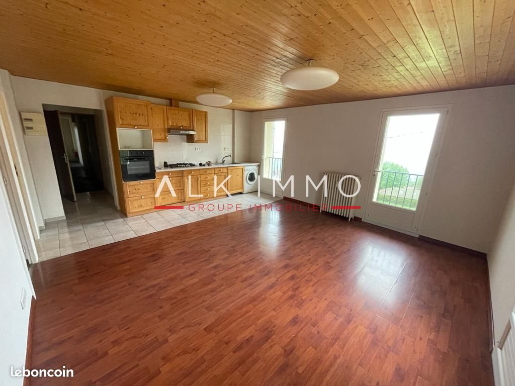 Appartement à louer, 47m², Lucinges