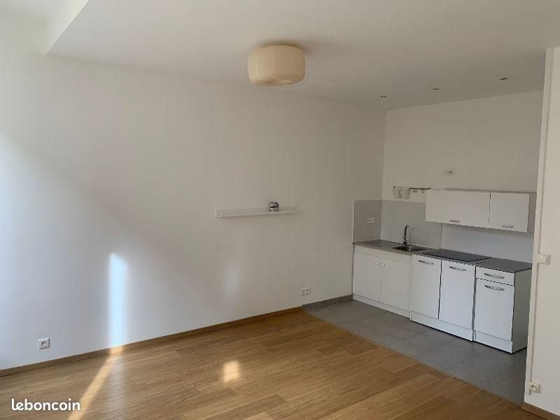 Appartement à louer, 37m², Marseille 6ème