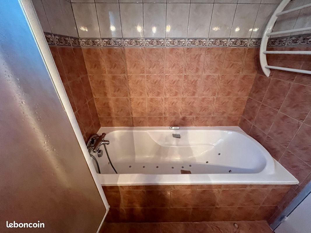 Appartement à louer, 110m², Bagnères-de-Bigorre