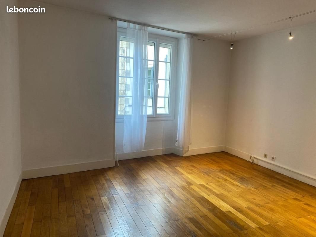 Appartement à louer, 36m², Aubenas