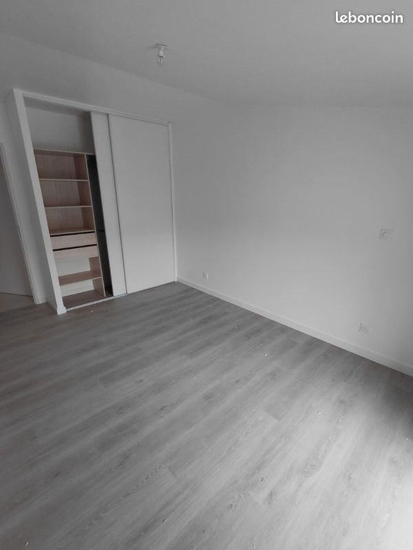 Appartement à louer, 95m², Bourg-lès-Valence