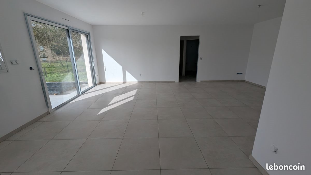 Maison à louer, 81m², La Chaize-le-Vicomte