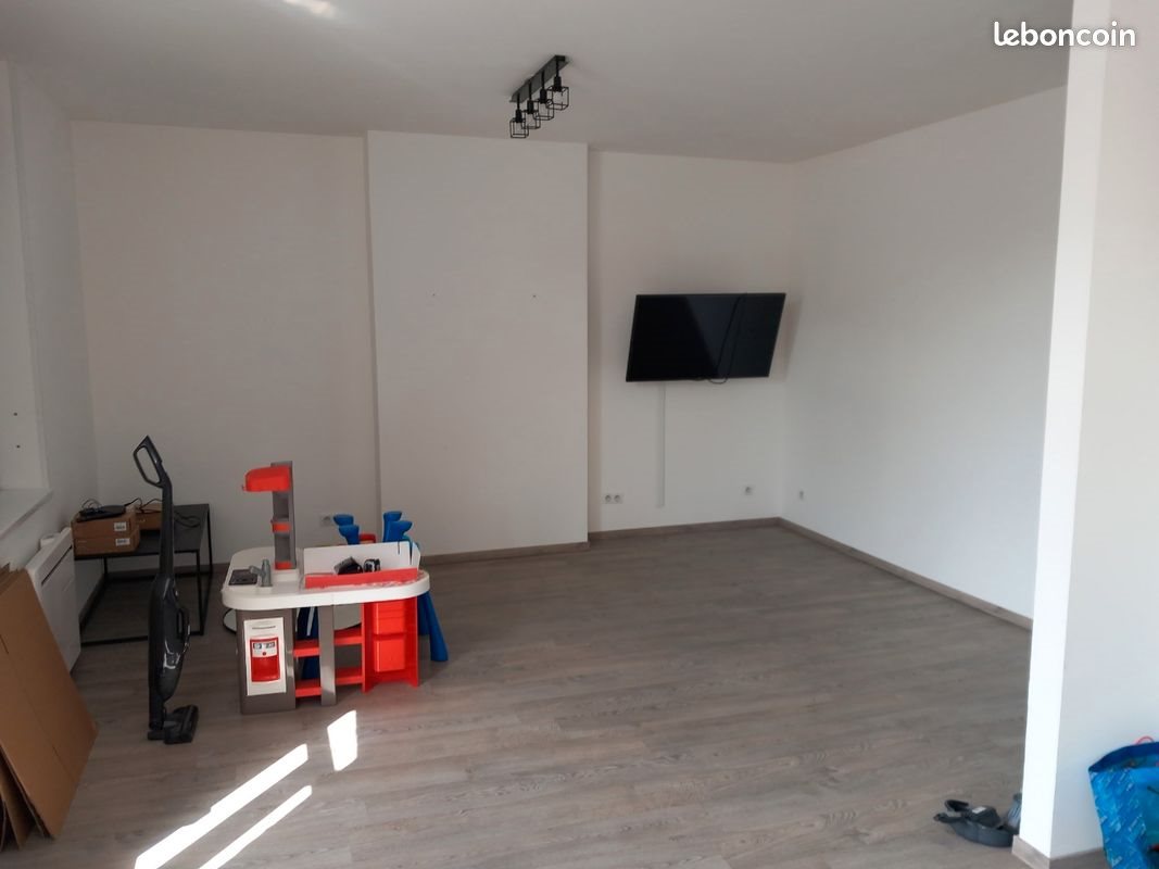 Appartement à louer, 70m², Bollezeele