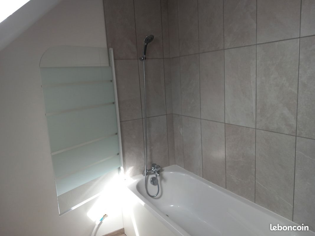 Appartement à louer, 70m², Bollezeele