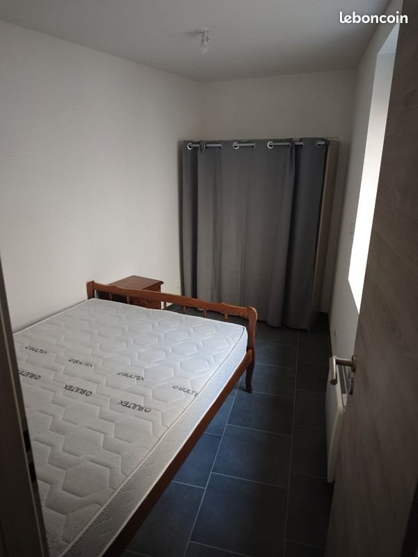 Appartement à louer, 25m², Gray