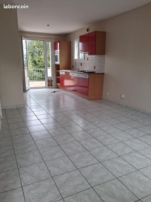 Maison à louer, 55m², Saintes