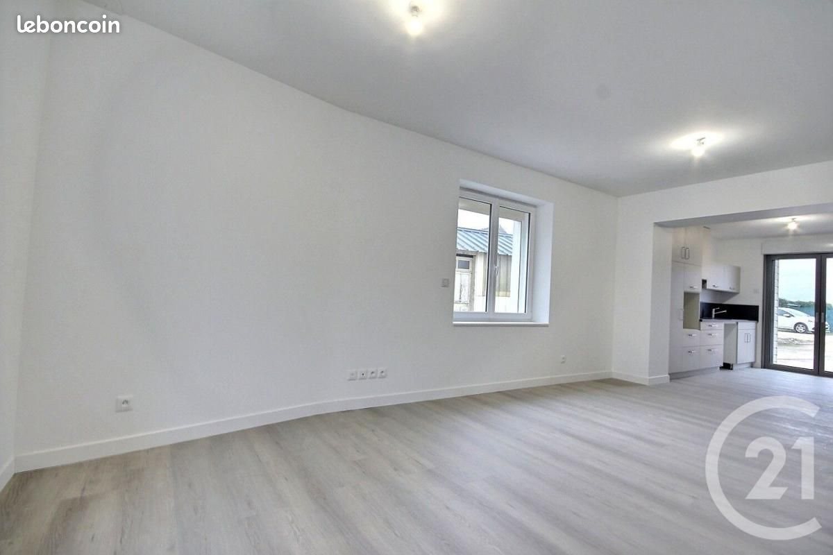 Maison à louer, 110m², Charsonville