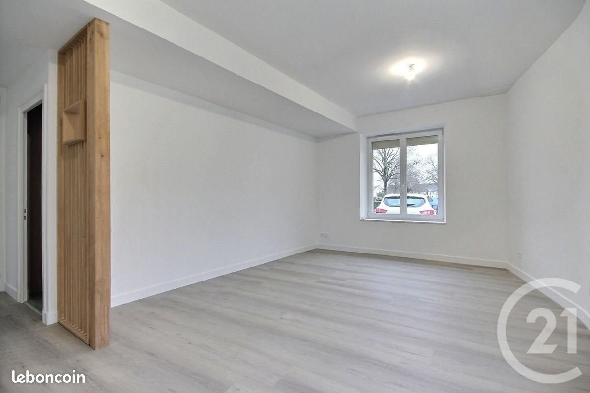 Maison à louer, 110m², Charsonville