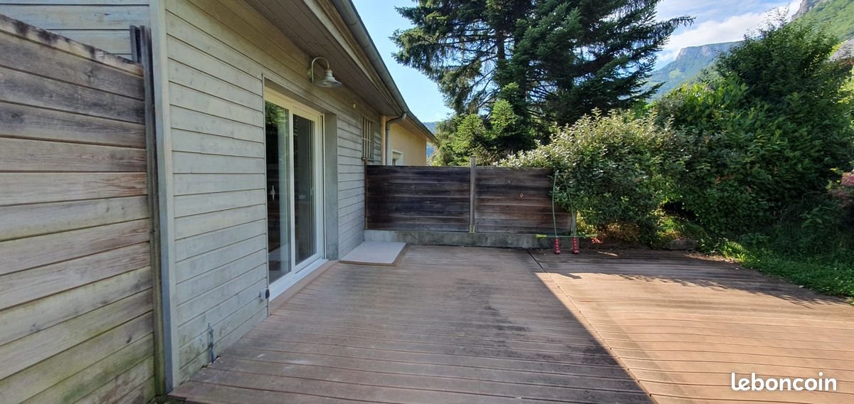 Maison à louer, 117m², Saint-Jean-d'Arvey