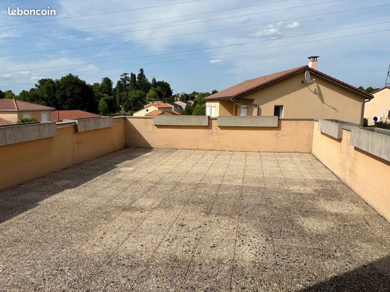 Appartement à louer, 57m², Condat-sur-Vienne