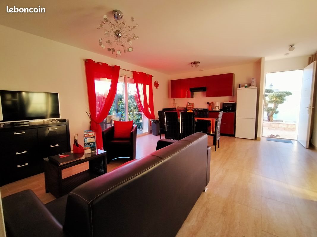 Maison à louer, 75m², Montauroux