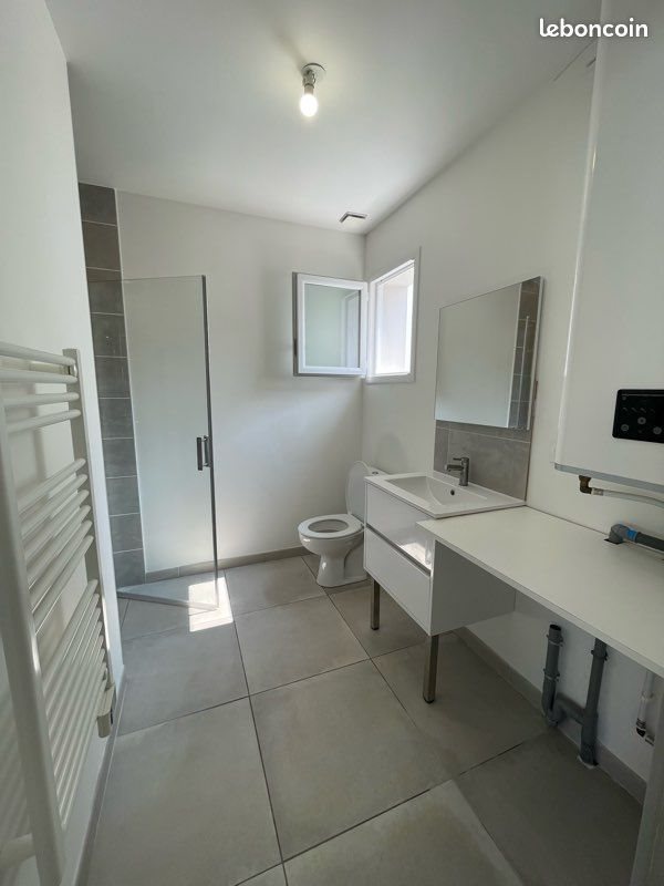 Appartement à louer, 47m², Saint-Laurent-d'Aigouze