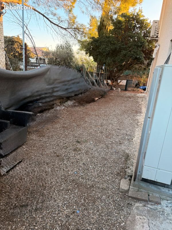 Maison à louer, 45m², Saint-Victor-la-Coste